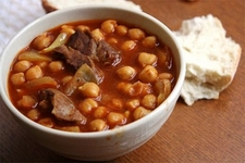 Etli Nohut Yahnisi Tarifi ve Malzemeleri